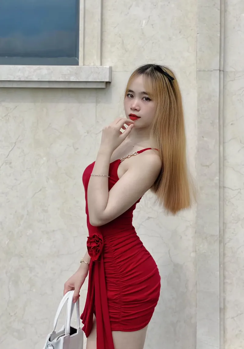 Ảnh gái k5 rạng rỡ trong ánh nắng vàng Ảnh gái k5 rạng rỡ trong ánh nắng vàng