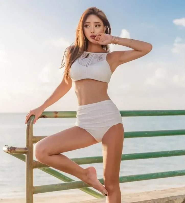 Gái mặc quần ngắn tạo nét đẹp nổi bật Gái mặc quần ngắn tạo nét đẹp nổi bật