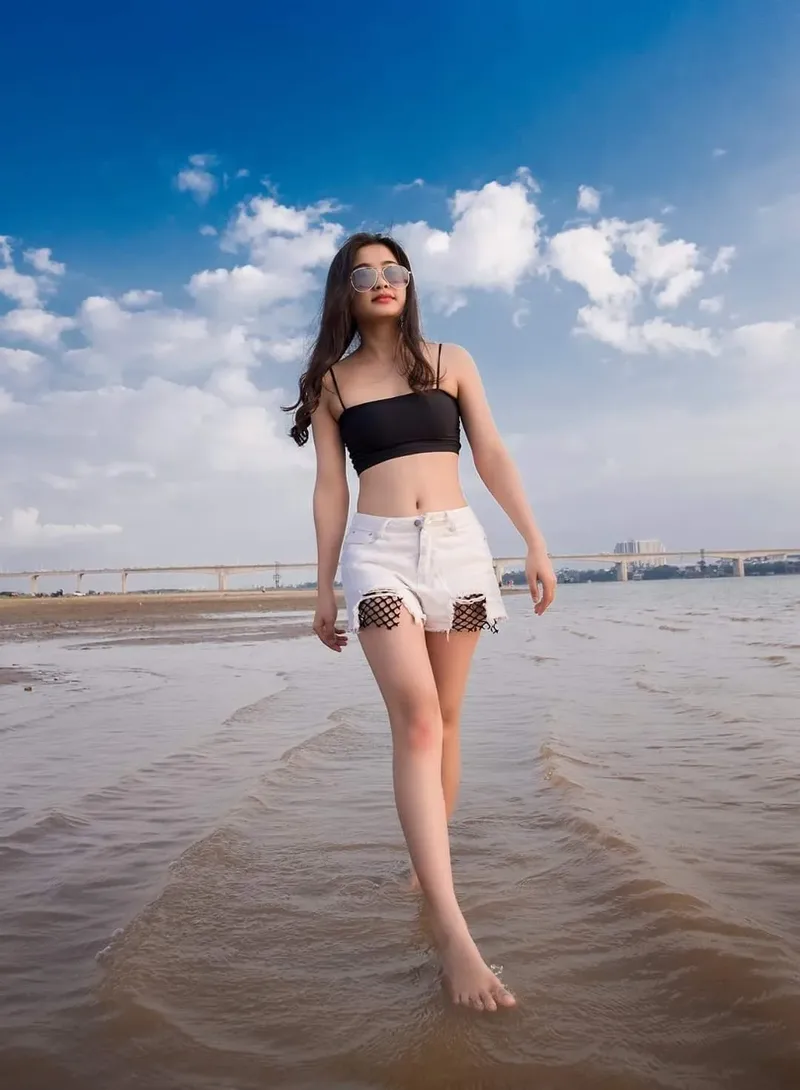 Bộ ảnh gái mặc quần ngắn, phong cách độc đáo Bộ ảnh gái mặc quần ngắn, phong cách độc đáo