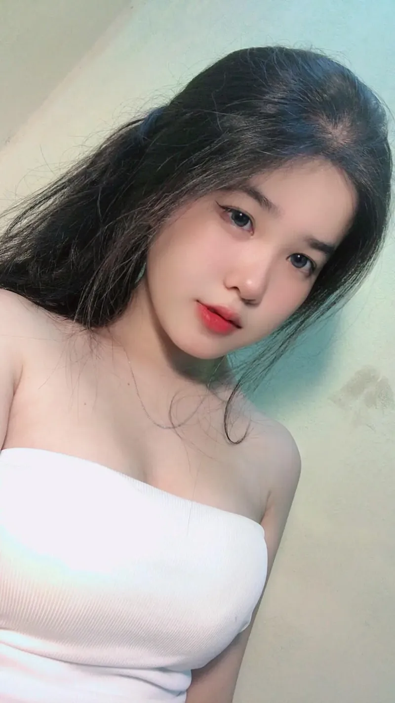 Phong cách thời trang cá tính qua ảnh gái 2k5 Phong cách thời trang cá tính qua ảnh gái 2k5