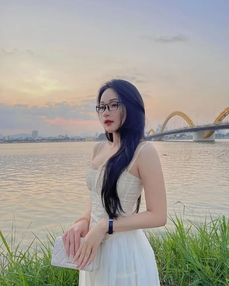Tải ảnh gái đẹp Việt Nam ấn tượng với góc chụp độc đáo Tải ảnh gái đẹp Việt Nam ấn tượng với góc chụp độc đáo