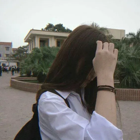 Tải ảnh gái xinh che mặt để thêm phần quyến rũ cho trang cá nhân Tải ảnh gái xinh che mặt để thêm phần quyến rũ cho trang cá nhân