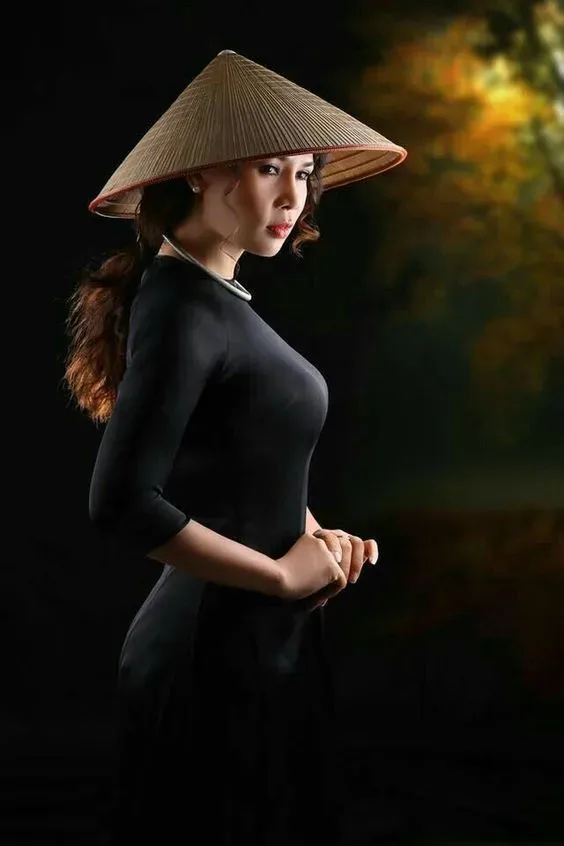 Hình ảnh gái quê xinh đẹp nổi bật với nụ cười tươi tắn Hình ảnh gái quê xinh đẹp nổi bật với nụ cười tươi tắn