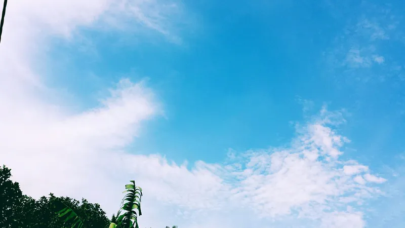 Hãy để avatar bầu trời mang lại cảm giác bình yên cho bạn