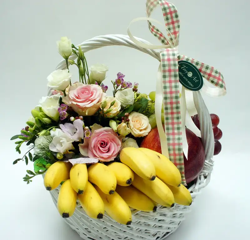 Hình ảnh giỏ hoa sinh nhật đẹp giúp làm sáng không gian Hình ảnh giỏ hoa sinh nhật đẹp giúp làm sáng không gian