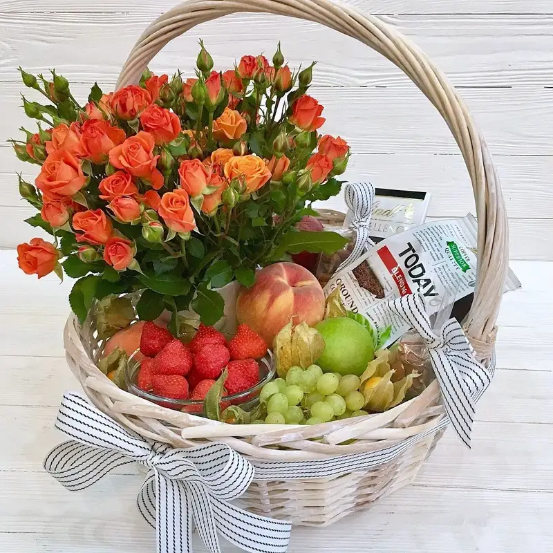 Giỏ hoa quả tặng sinh nhật với sự lựa chọn tinh tế Giỏ hoa quả tặng sinh nhật với sự lựa chọn tinh tế