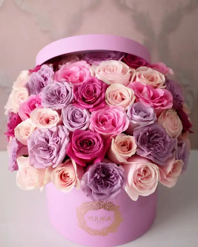 Hoa tặng sinh nhật rực rỡ mang lại nụ cười cho người nhận Hoa tặng sinh nhật rực rỡ mang lại nụ cười cho người nhận