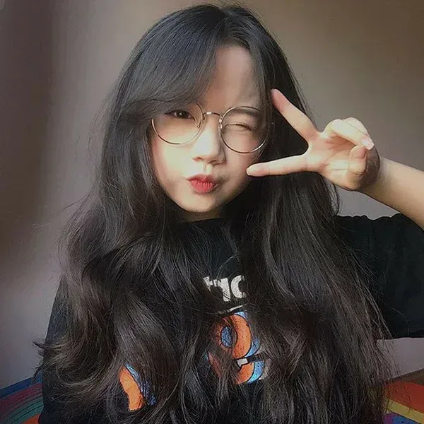 Ảnh cute phô mai que con gái với ánh nhìn đầy yêu thương Ảnh cute phô mai que con gái với ánh nhìn đầy yêu thương