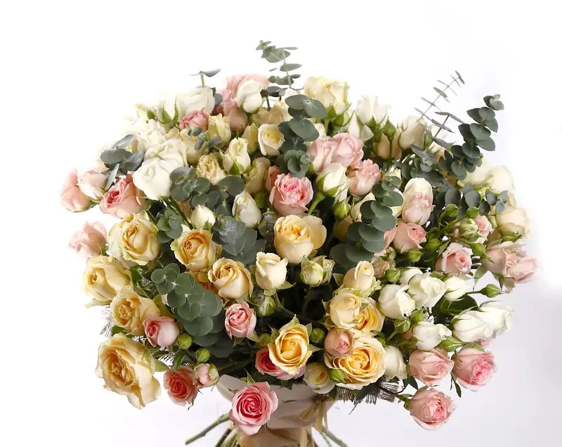 Ảnh hoa tặng bạn gái mới quen giúp thắt chặt mối quan hệ Ảnh hoa tặng bạn gái mới quen giúp thắt chặt mối quan hệ