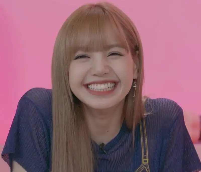 Meme Blackpink với nụ cười tươi xinh xắn