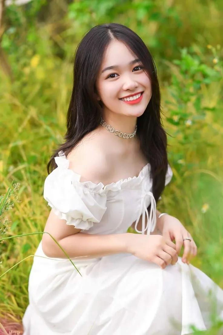 Hãy để avatar gái làm sáng bừng hồ sơ của bạn