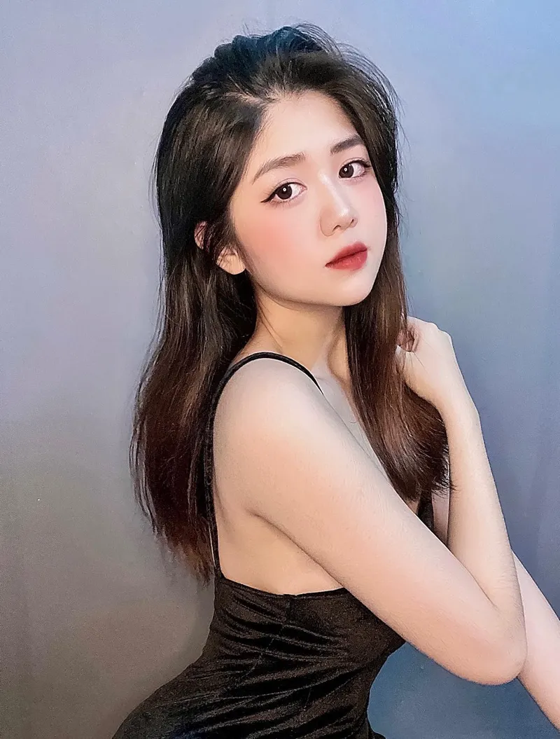 Tỏa sáng cá tính riêng qua avatar gái đẹp và duyên dáng