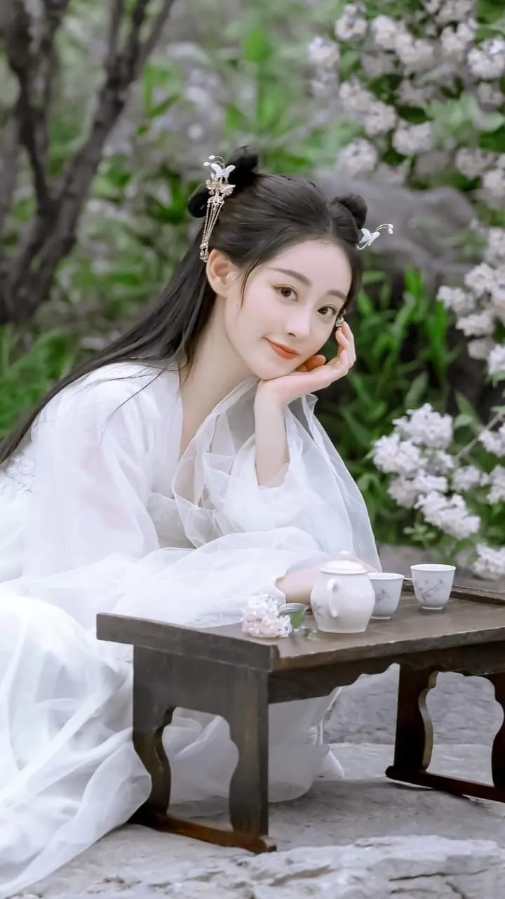Thêm chút phong cách cho ngày mới bằng avatar gái hiện đại