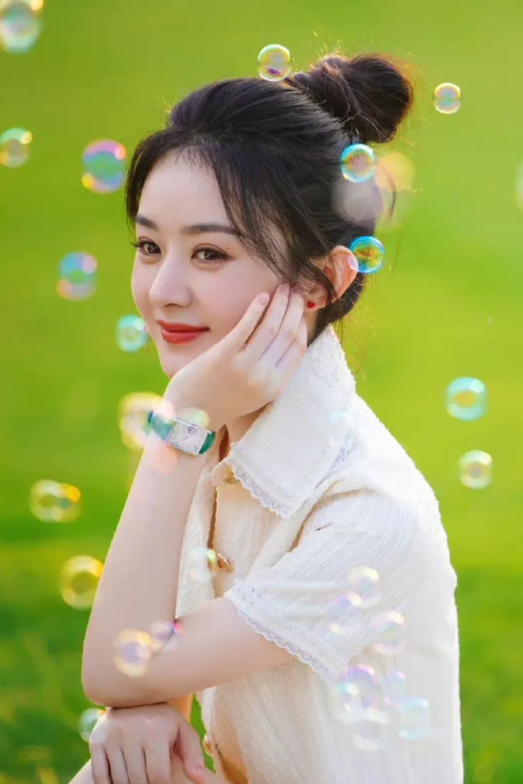 Tìm kiếm sự nổi bật qua avatar gái đẹp mắt