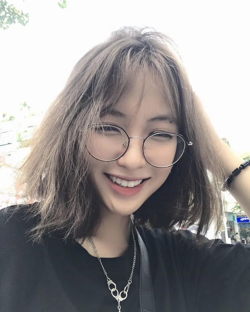 Tạo sự khác biệt với avatar gái mang phong cách hiện đại