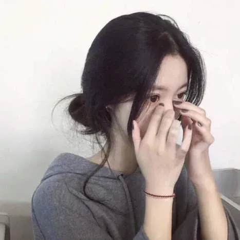 Vẻ đẹp ngọt ngào trong ảnh gái K7 che mặt Vẻ đẹp ngọt ngào trong ảnh gái K7 che mặt