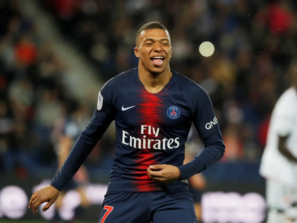 Ảnh Mbappe đẹp trai đầy sức hút Ảnh Mbappe đẹp trai đầy sức hút