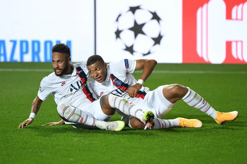 Ảnh Mbappe đẹp trai và nét quyến rũ tự nhiên Ảnh Mbappe đẹp trai và nét quyến rũ tự nhiên