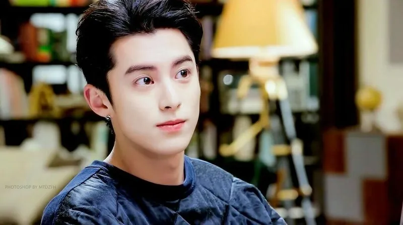 Diễn viên Vương Hạc Đệ trong bức ảnh đẹp lãng mạn Diễn viên Vương Hạc Đệ trong bức ảnh đẹp lãng mạn