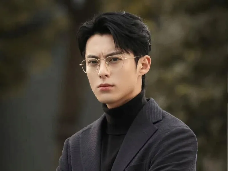 Diễn viên Vương Hạc Đệ xuất hiện đầy tự tin tại sự kiện Diễn viên Vương Hạc Đệ xuất hiện đầy tự tin tại sự kiện