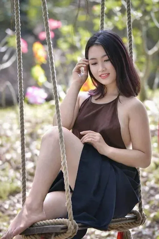 Vẻ đẹp truyền thống qua ảnh gái đẹp mặc áo yếm Vẻ đẹp truyền thống qua ảnh gái đẹp mặc áo yếm