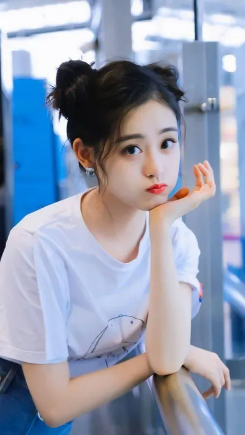 Khung cảnh tuyệt đẹp trong ảnh gái đẹp Trung Quốc Khung cảnh tuyệt đẹp trong ảnh gái đẹp Trung Quốc