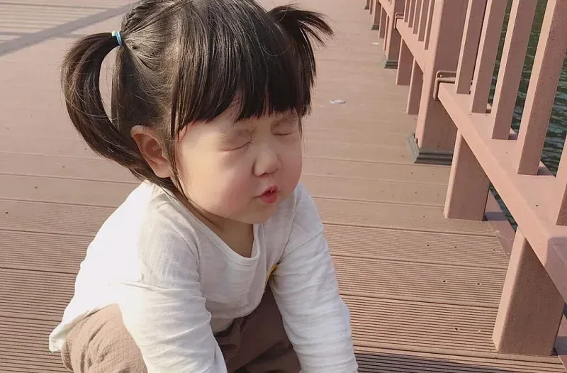Những bức ảnh em bé gái mang lại niềm vui cho mọi người Những bức ảnh em bé gái mang lại niềm vui cho mọi người