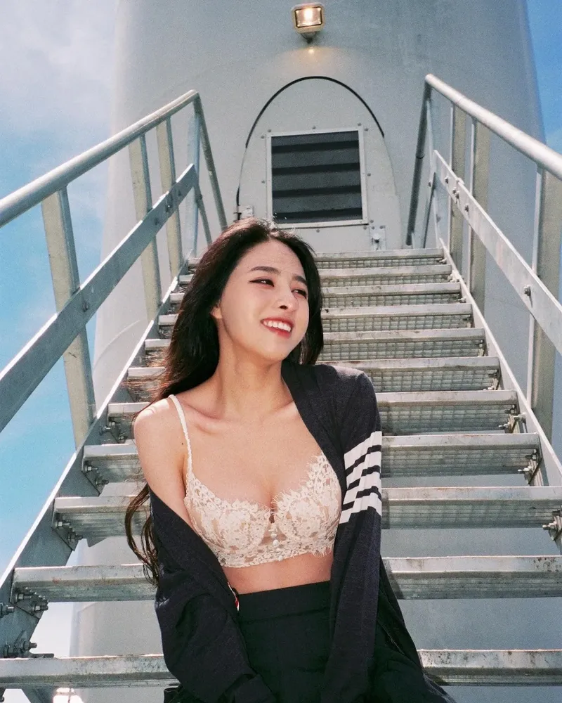 Ảnh gái xinh Instagram giúp tăng lượt theo dõi Ảnh gái xinh Instagram giúp tăng lượt theo dõi