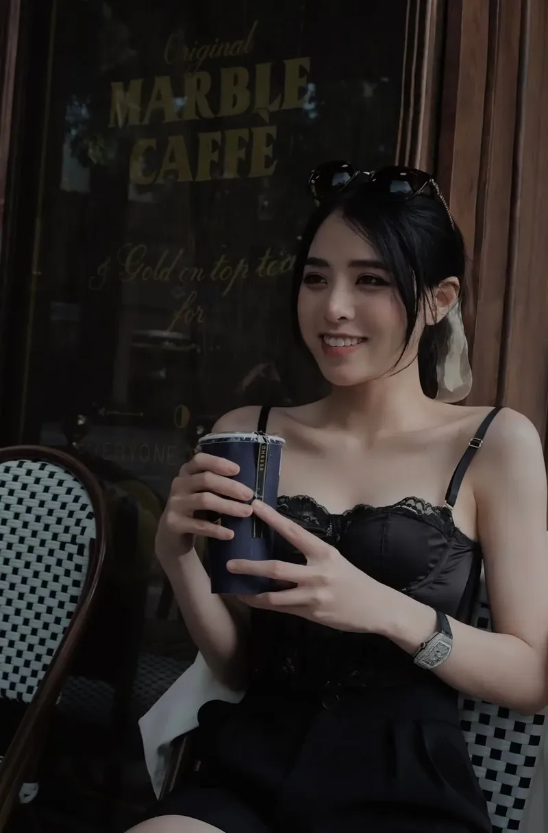 Tải ảnh gái xinh Instagram cho trang cá nhân thêm sinh động Tải ảnh gái xinh Instagram cho trang cá nhân thêm sinh động