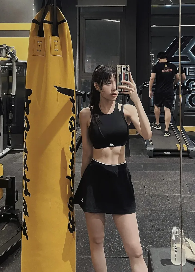 Ảnh gái xinh Instagram nổi bật, chuẩn style Hàn Quốc Ảnh gái xinh Instagram nổi bật, chuẩn style Hàn Quốc