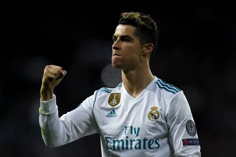 Chiêm ngưỡng ảnh Ronaldo đẹp trai trong khoảnh khắc đời thường Chiêm ngưỡng ảnh Ronaldo đẹp trai trong khoảnh khắc đời thường