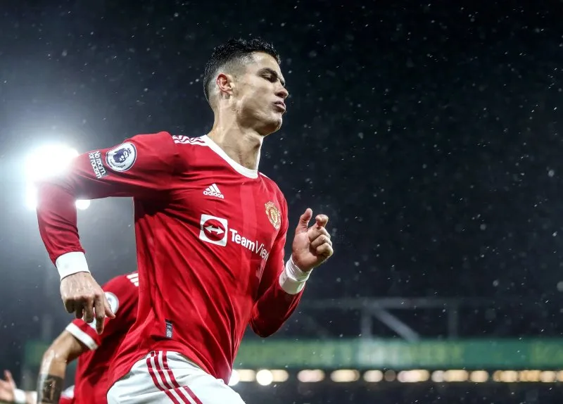 Ronaldo đẹp trai và đầy sức hút khi giao lưu cùng người hâm mộ Ronaldo đẹp trai và đầy sức hút khi giao lưu cùng người hâm mộ