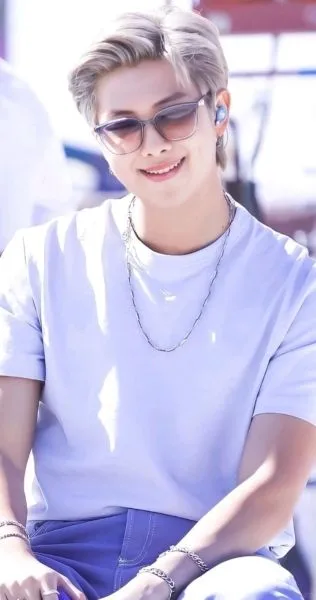 Bộ ảnh trai đẹp như người mẫu tải ngay Bộ ảnh trai đẹp như người mẫu tải ngay