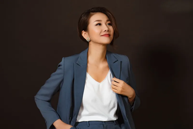 Thanh Hằng làm tỏa sáng vẻ đẹp Việt qua ảnh Thanh Hằng làm tỏa sáng vẻ đẹp Việt qua ảnh