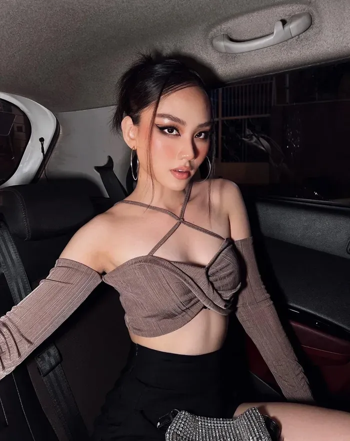 Gương mặt thanh thoát của hoa hậu Huỳnh Nguyễn Mai Phương Gương mặt thanh thoát của hoa hậu Huỳnh Nguyễn Mai Phương