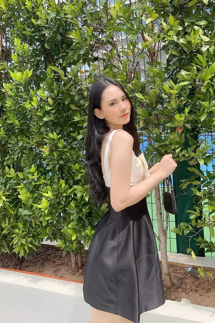 Hoa hậu Huỳnh Nguyễn Mai Phương với mái tóc dài óng ả Hoa hậu Huỳnh Nguyễn Mai Phương với mái tóc dài óng ả