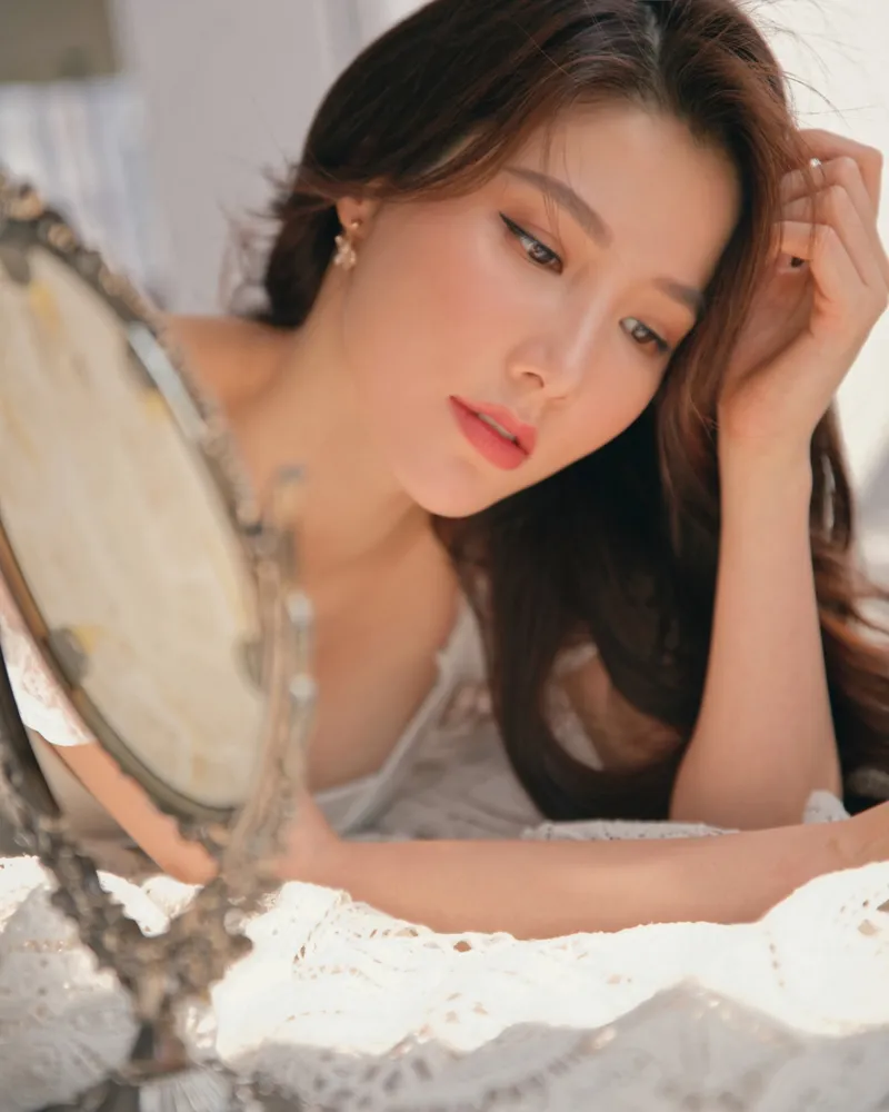 Diễm My 9x đầy năng lượng Diễm My 9x đầy năng lượng