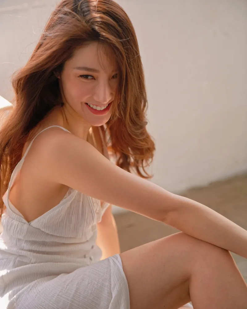 Diễm My 9x và vẻ đẹp hiện đại Diễm My 9x và vẻ đẹp hiện đại