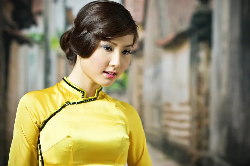 Diễm My 9x cười tươi Diễm My 9x cười tươi