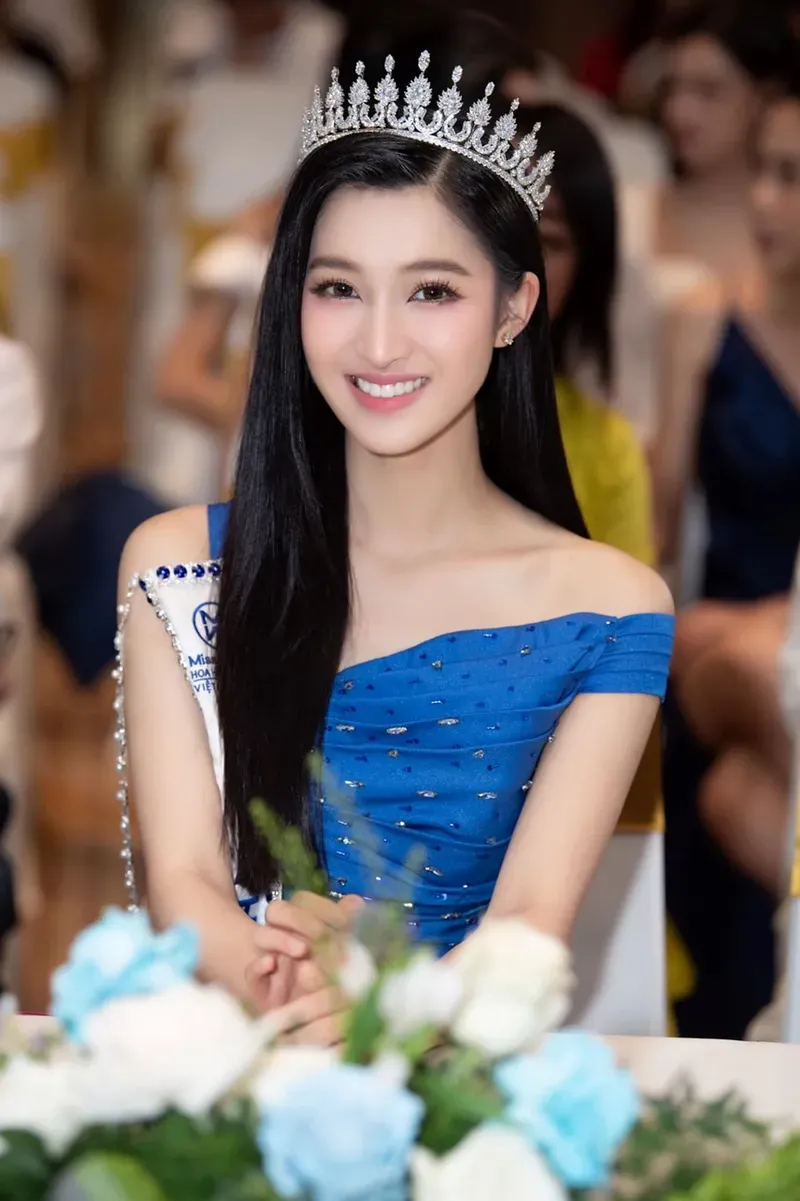 Phương Nhi với góc cận nổi bật Phương Nhi với góc cận nổi bật