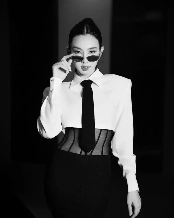 Hoa hậu Nguyễn Thúc Thùy Tiên trong góc chụp cận mặt Hoa hậu Nguyễn Thúc Thùy Tiên trong góc chụp cận mặt