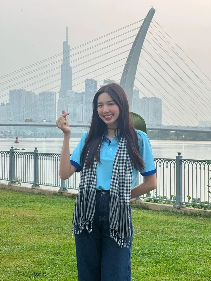 Nguyễn Thúc Thùy Tiên rạng ngời trong bức ảnh chân dung Nguyễn Thúc Thùy Tiên rạng ngời trong bức ảnh chân dung
