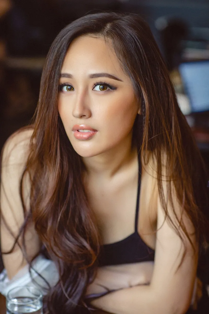 Hình ảnh Mai Phương Thúy trong hoạt động truyền cảm hứng Hình ảnh Mai Phương Thúy trong hoạt động truyền cảm hứng