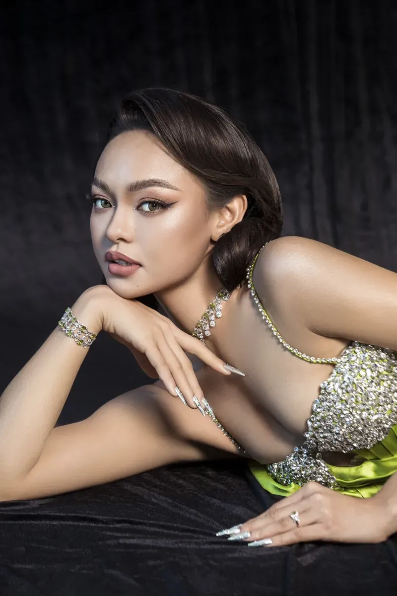 Á hậu Mai Ngô và nét đẹp góc cạnh Á hậu Mai Ngô và nét đẹp góc cạnh