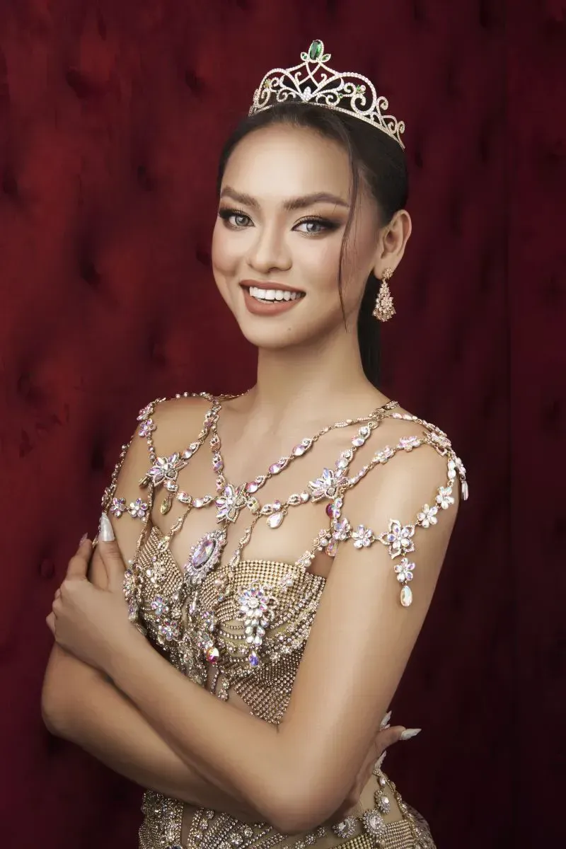 Á hậu Mai Ngô tự tin trước ống kính Á hậu Mai Ngô tự tin trước ống kính