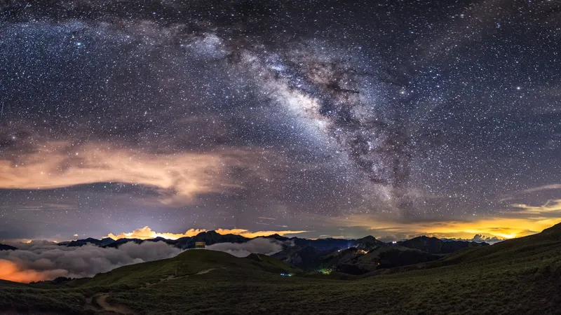 Hình nền galaxy 4K, nổi bật và sắc màu đầy mê hoặc Hình nền galaxy 4K, nổi bật và sắc màu đầy mê hoặc