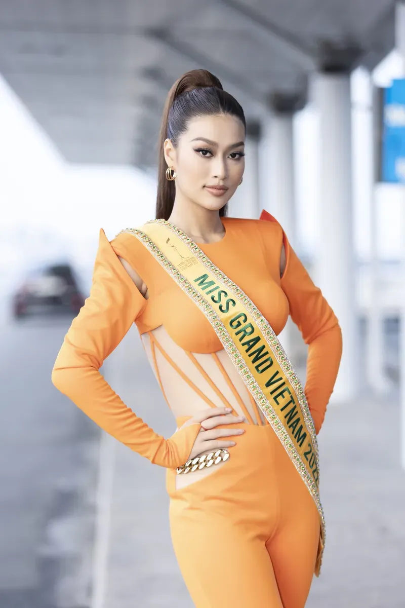 Gương mặt thần thái của hoa hậu Đoàn Thiên Ân. Gương mặt thần thái của hoa hậu Đoàn Thiên Ân.