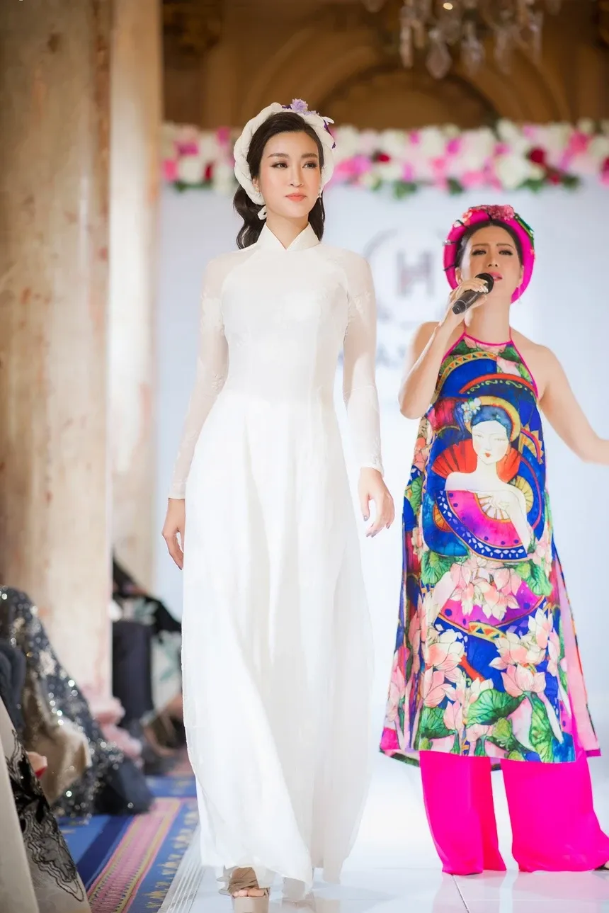 Đỗ Mỹ Linh bên khung cảnh thiên nhiên Đỗ Mỹ Linh bên khung cảnh thiên nhiên