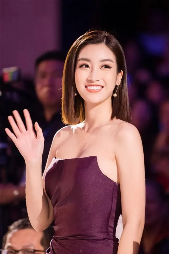Góc nghiêng hoa hậu Đỗ Mỹ Linh Góc nghiêng hoa hậu Đỗ Mỹ Linh