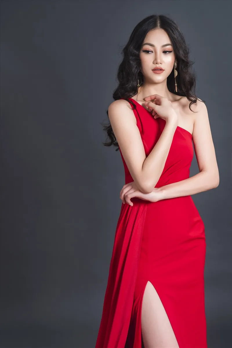 Phương Khánh thu hút mọi ánh nhìn với bộ ảnh mới